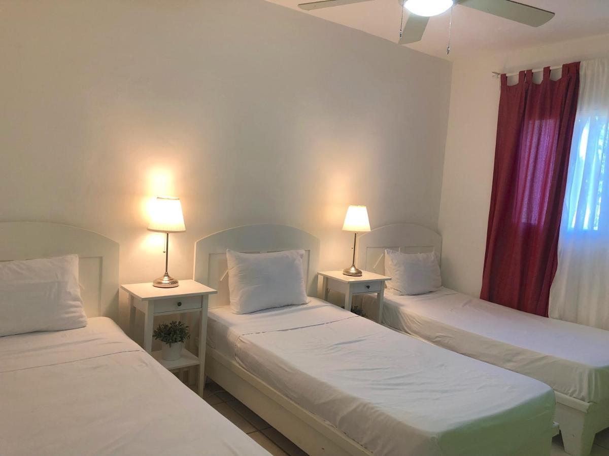 Blue Ocean Deluxe Studios - Wifi, Pool, Bbq, Restaurants, Beach Club & Spa Punta Cana Exterior photo
